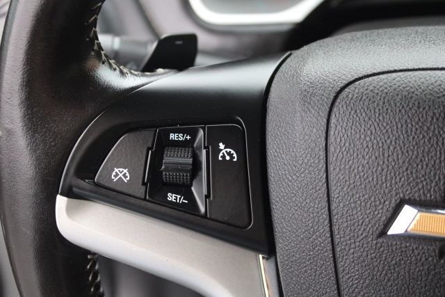 Vehicle image 22 of 32