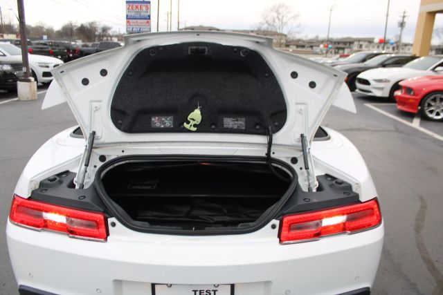 Vehicle image 29 of 32