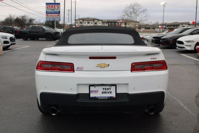 Vehicle image 4 of 32