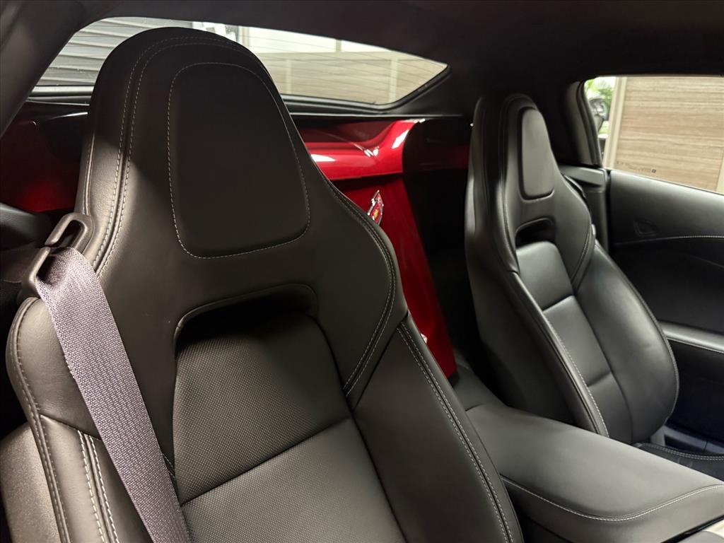 2014 Chevrolet Corvette Stingray 1LT Image 7 of 23