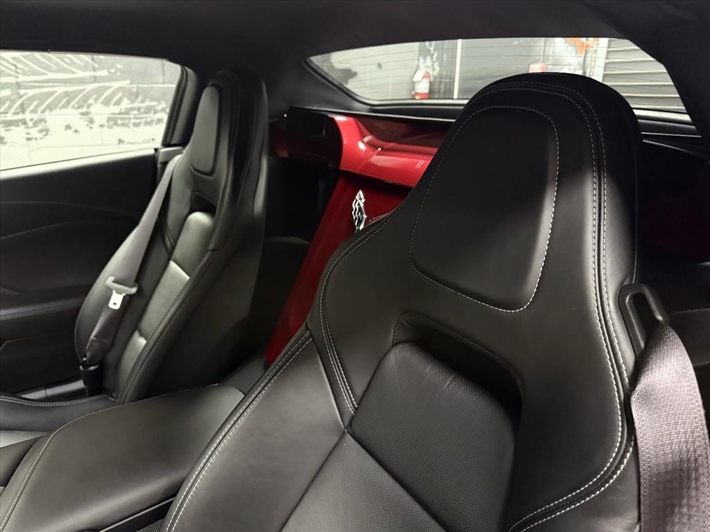 2014 Chevrolet Corvette Stingray 1LT Image 9 of 23