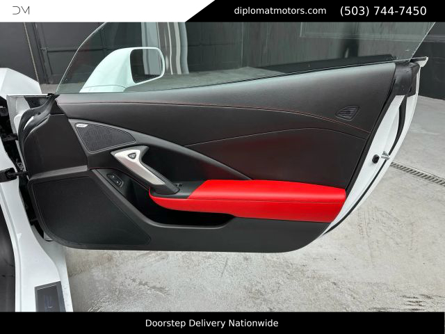 2014 Chevrolet Corvette Stingray 2LT Image 35 of 39