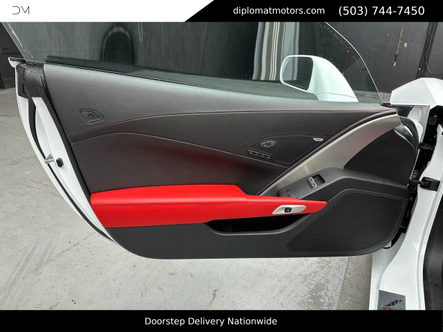 2014 Chevrolet Corvette Stingray 2LT Image 24 of 39