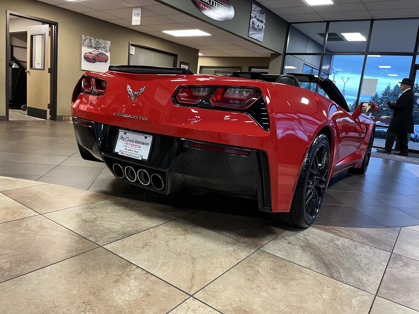 2014 Chevrolet Corvette Stingray 3LT Image 6 of 8