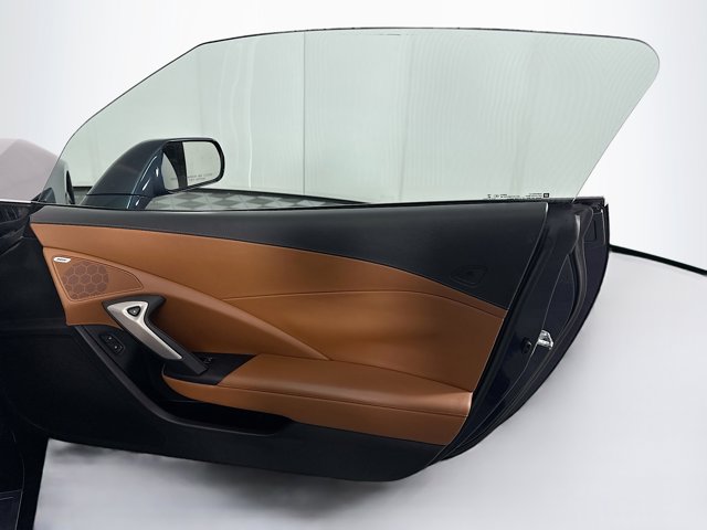 2014 Chevrolet Corvette Stingray 3LT Image 22 of 25