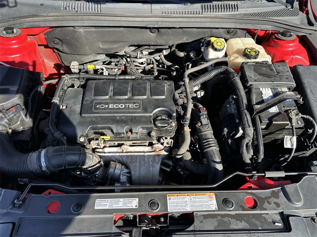 2014 Chevrolet Cruze 1LT Image 7 of 31