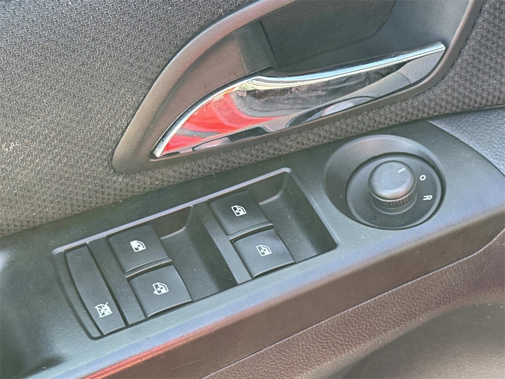 2014 Chevrolet Cruze 1LT Image 20 of 31