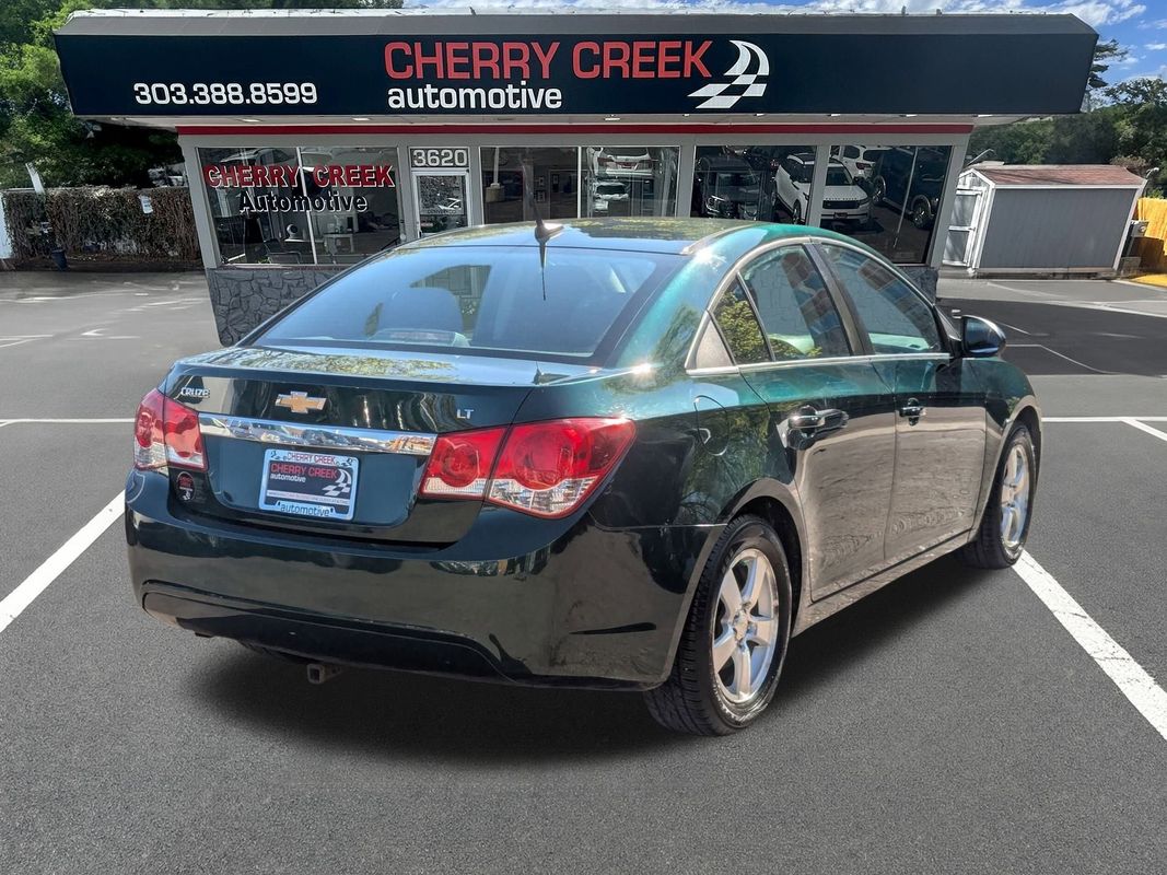 2014 Chevrolet Cruze 1LT Image 4 of 20