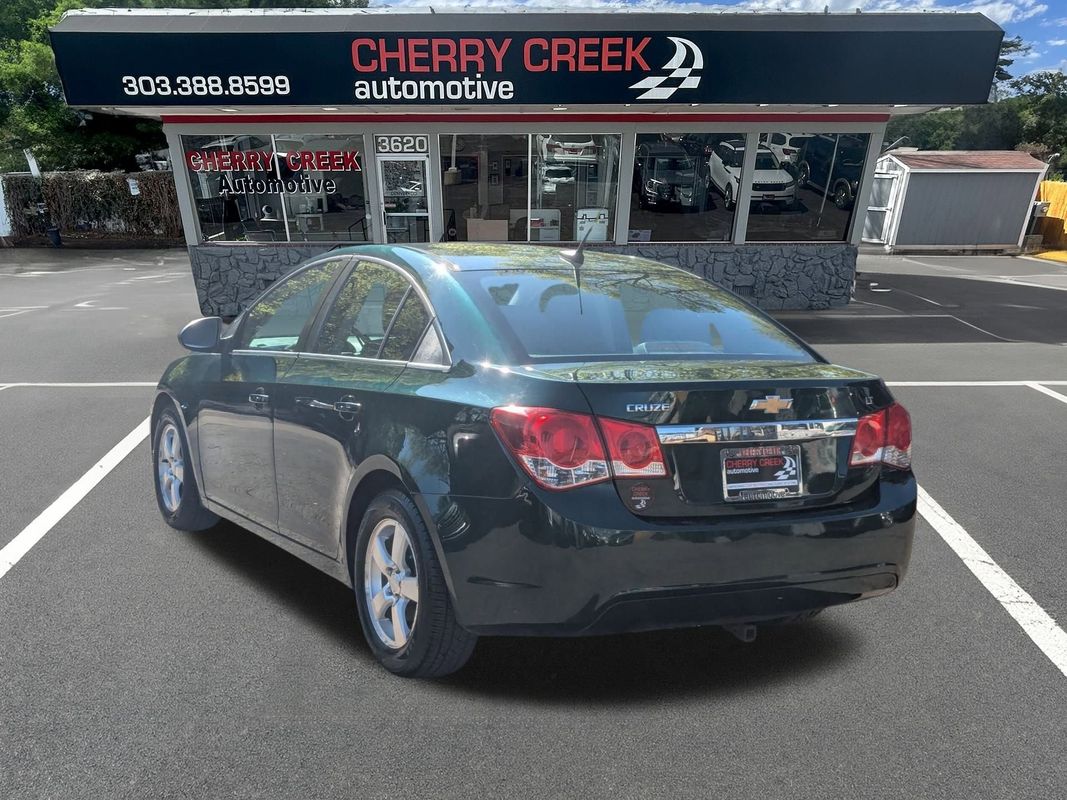 2014 Chevrolet Cruze 1LT Image 6 of 20