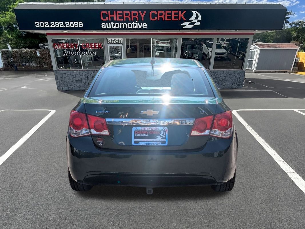 2014 Chevrolet Cruze 1LT Image 5 of 20