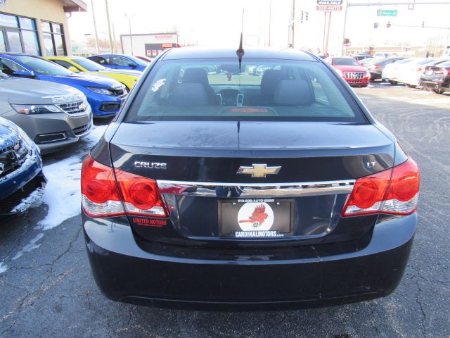 2014 Chevrolet Cruze 1LT Image 20 of 29