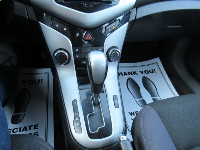 2014 Chevrolet Cruze 1LT Image 27 of 29
