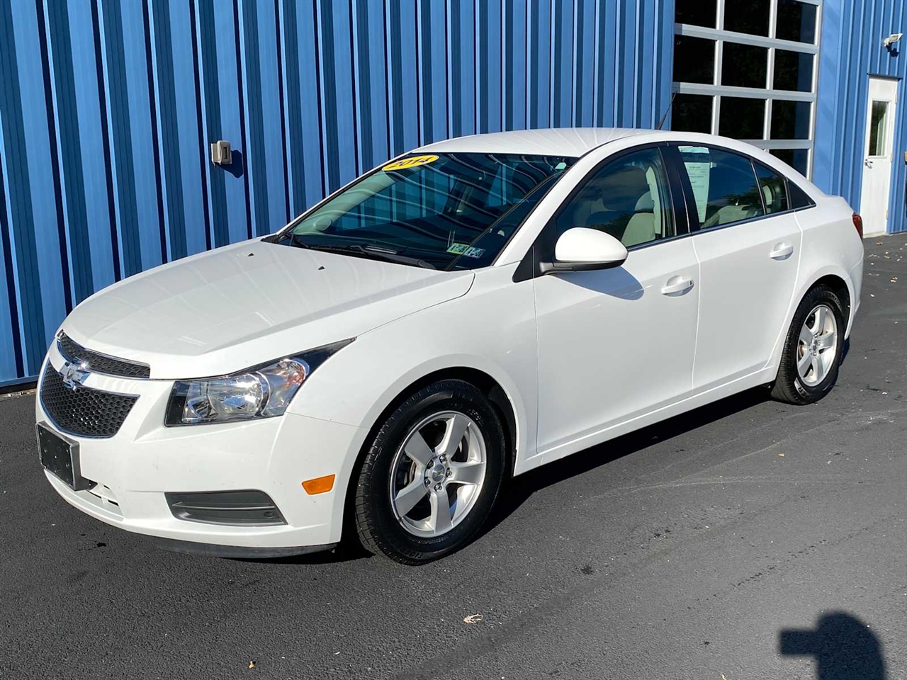2014 Chevrolet Cruze 1LT Image 1 of 39