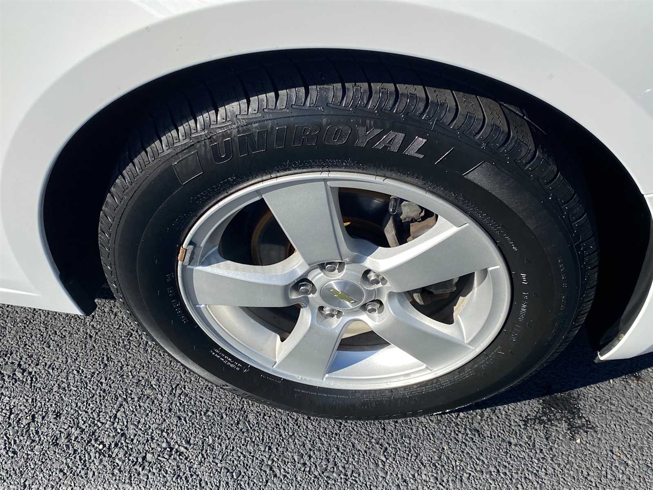 2014 Chevrolet Cruze 1LT Image 10 of 39