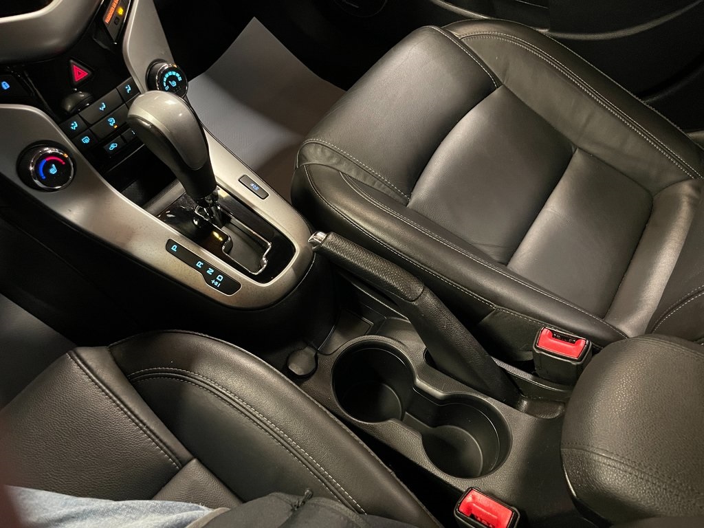 2014 Chevrolet Cruze 2LT Image 23 of 30