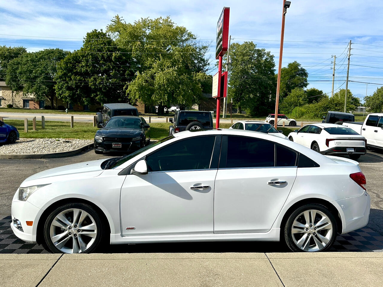 2014 Chevrolet Cruze LTZ Image 9 of 44