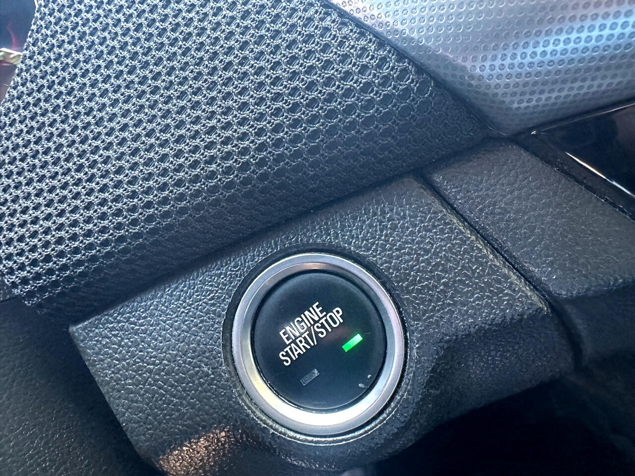 2014 Chevrolet Cruze LTZ Image 31 of 44