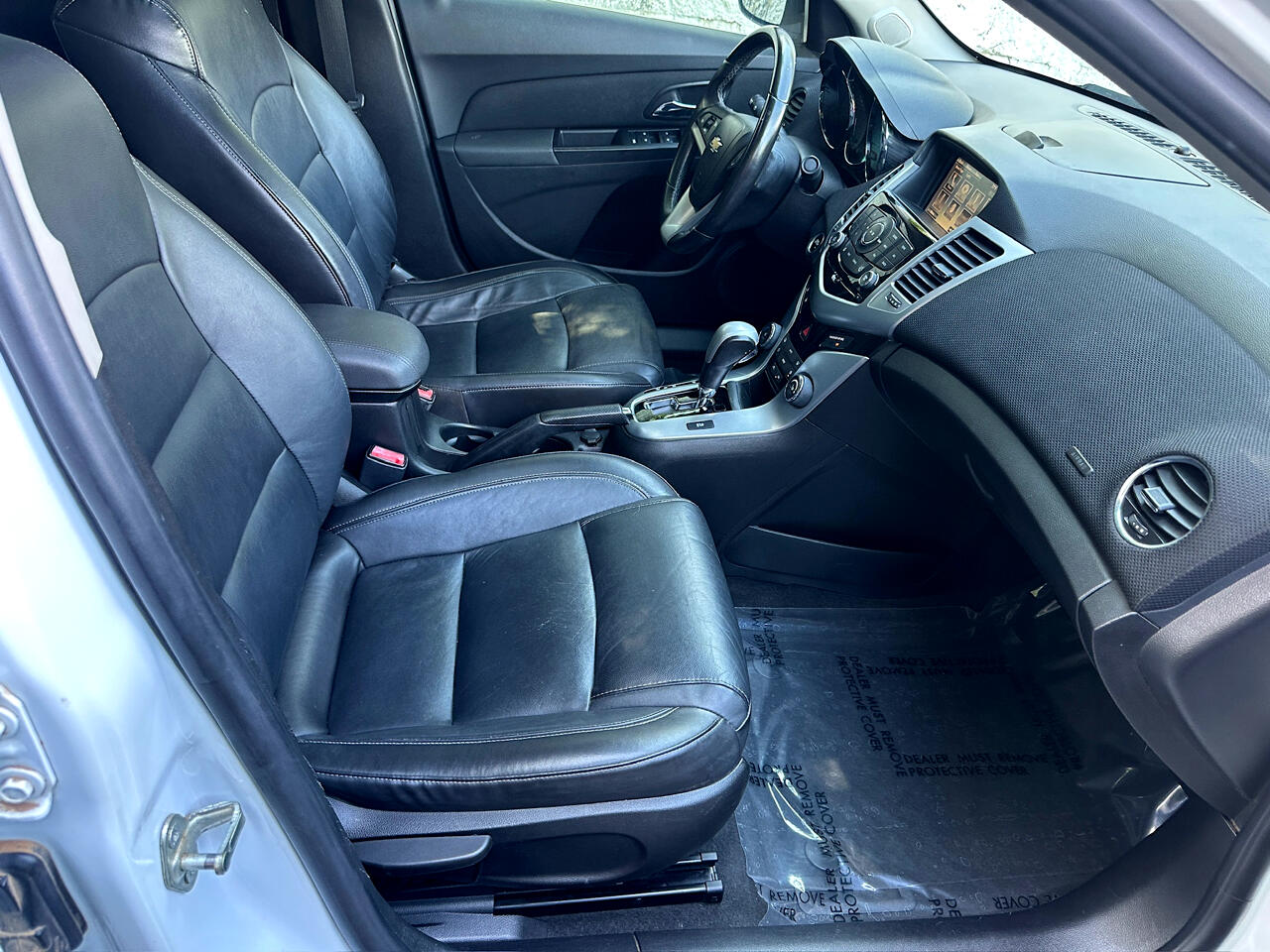 2014 Chevrolet Cruze LTZ Image 19 of 44