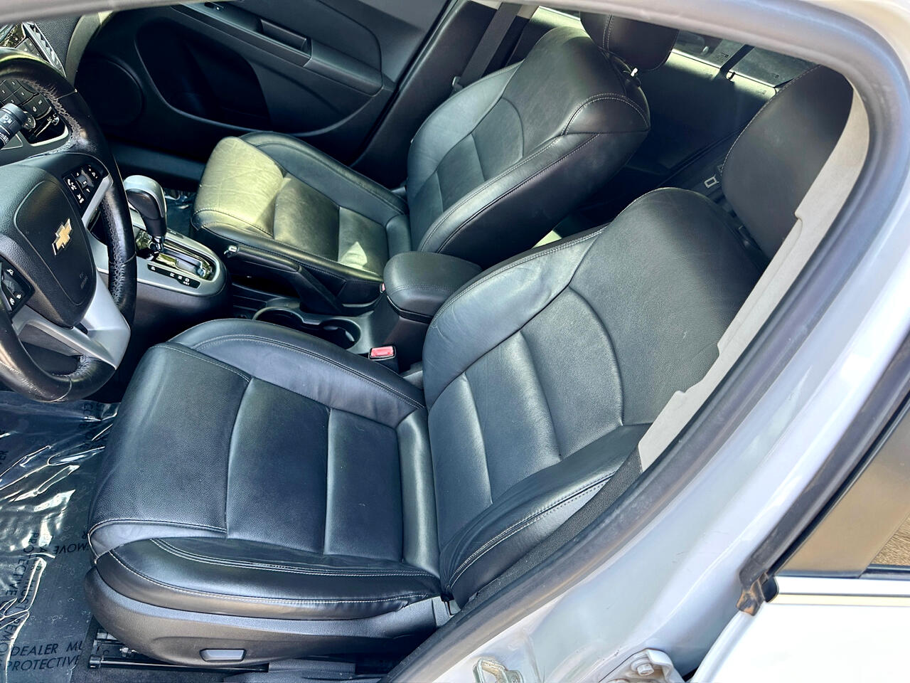 2014 Chevrolet Cruze LTZ Image 18 of 44