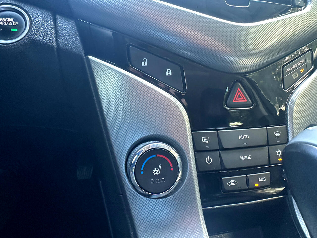 2014 Chevrolet Cruze LTZ Image 29 of 44