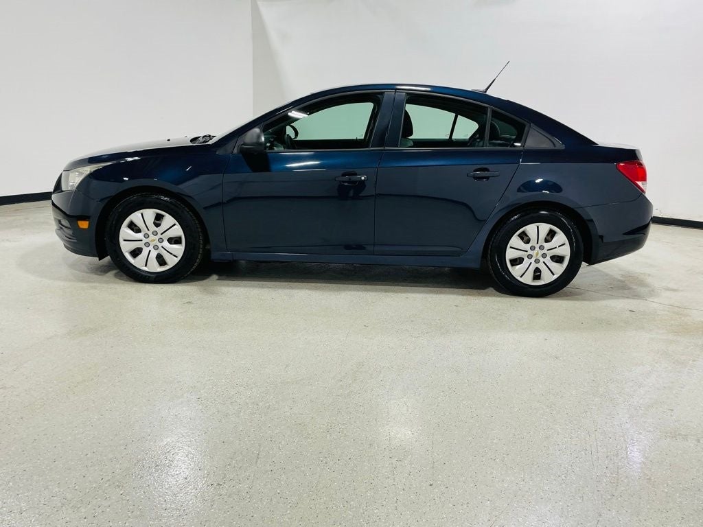 Vehicle image 18 of 45
