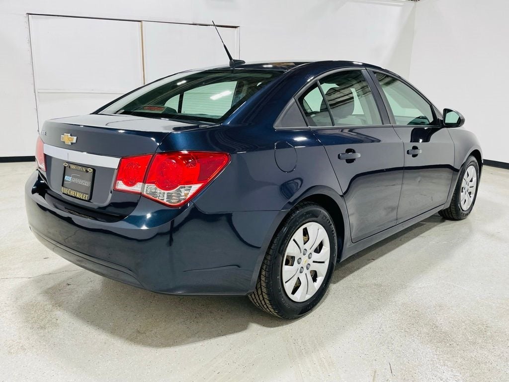 Vehicle image 12 of 45