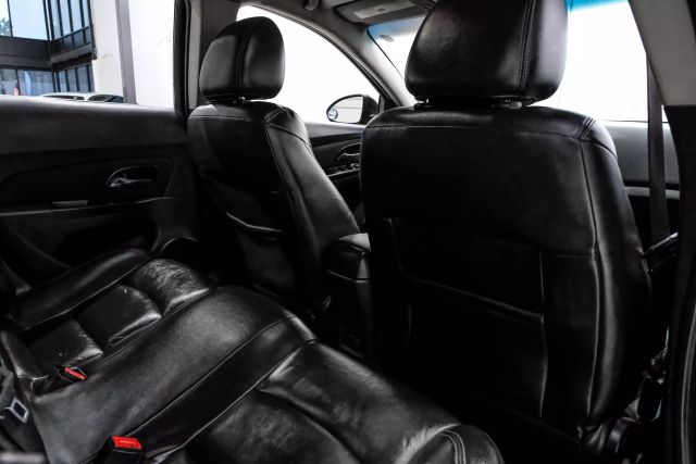 2014 Chevrolet Cruze LTZ Image 39 of 60