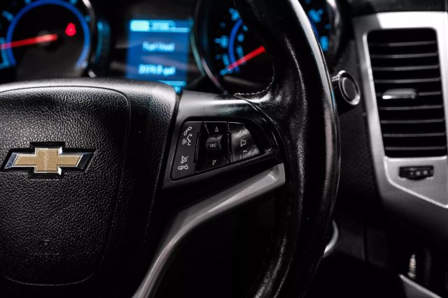 2014 Chevrolet Cruze LTZ Image 26 of 60