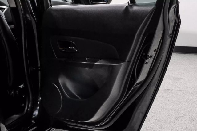 2014 Chevrolet Cruze LTZ Image 47 of 60