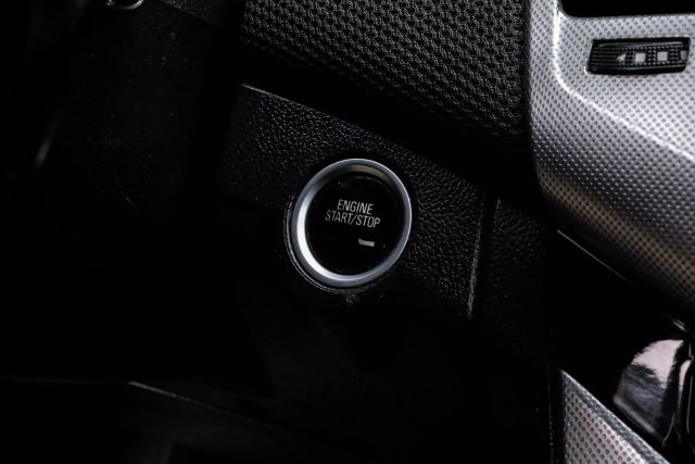 2014 Chevrolet Cruze LTZ Image 28 of 60