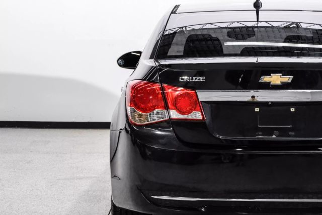 2014 Chevrolet Cruze LTZ Image 48 of 60