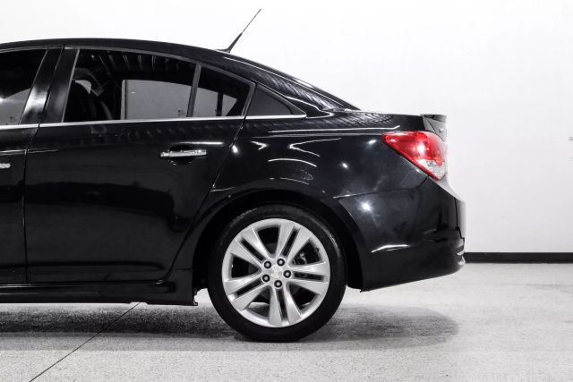 2014 Chevrolet Cruze LTZ Image 15 of 60