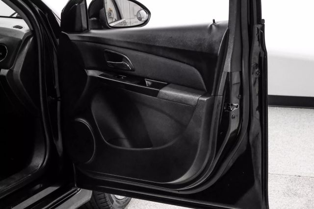 2014 Chevrolet Cruze LTZ Image 45 of 60