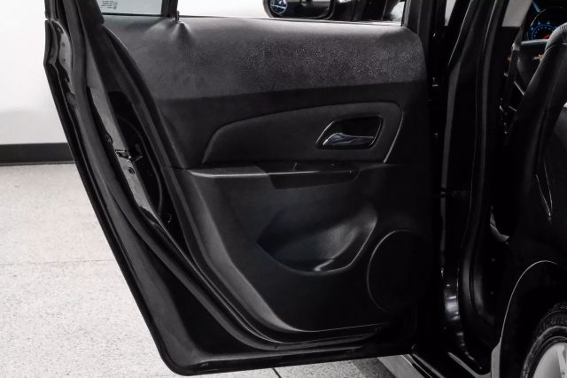 2014 Chevrolet Cruze LTZ Image 46 of 60