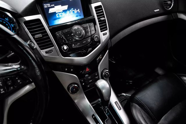 2014 Chevrolet Cruze LTZ Image 31 of 60