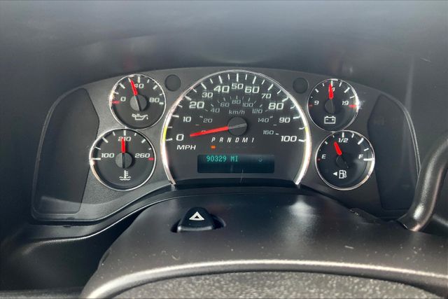 2014 Chevrolet Express LS Image 16 of 34