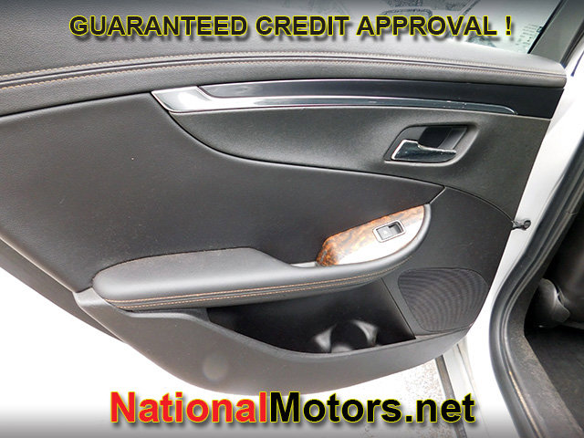 Vehicle image 15 of 16