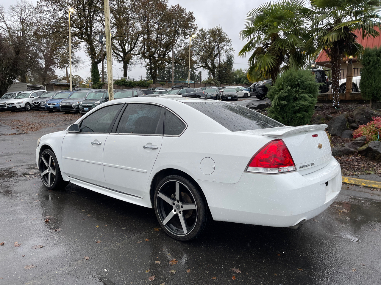 Vehicle image 7 of 24