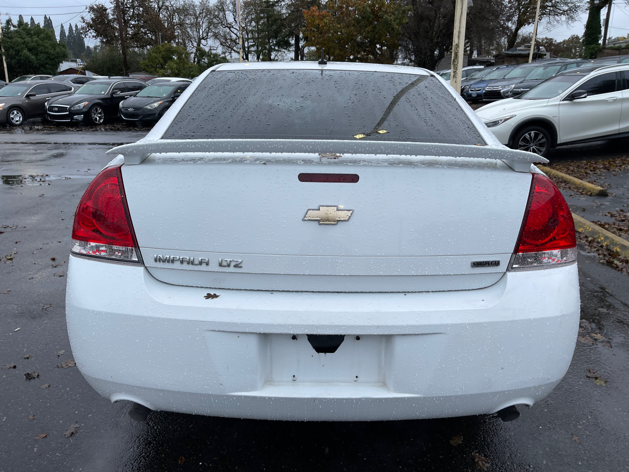 Vehicle image 6 of 24