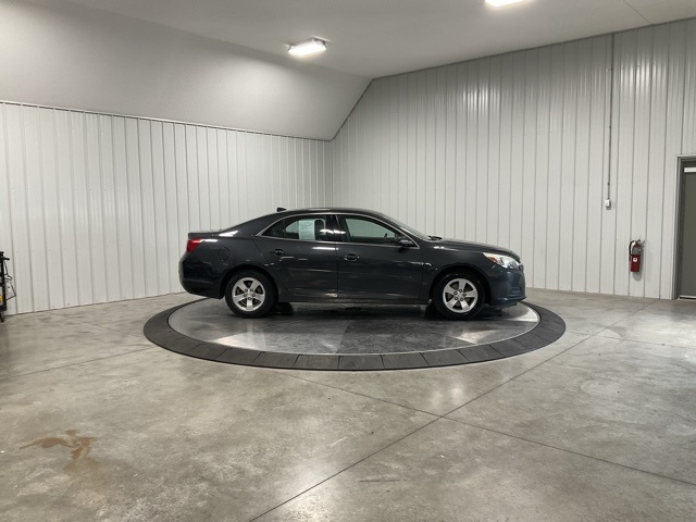 Vehicle image 4 of 32