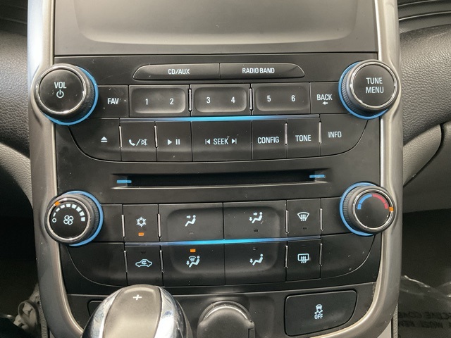 Vehicle image 17 of 32