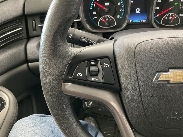 Vehicle image 13 of 32