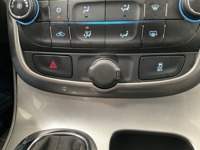 Vehicle image 18 of 32