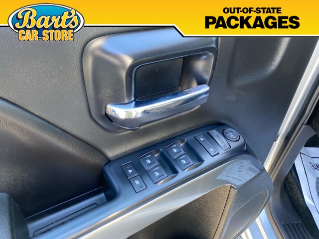 Vehicle image 24 of 32