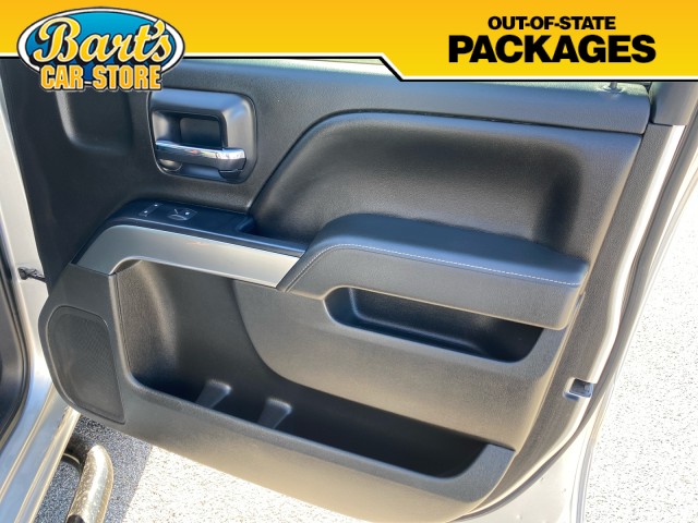 Vehicle image 13 of 32