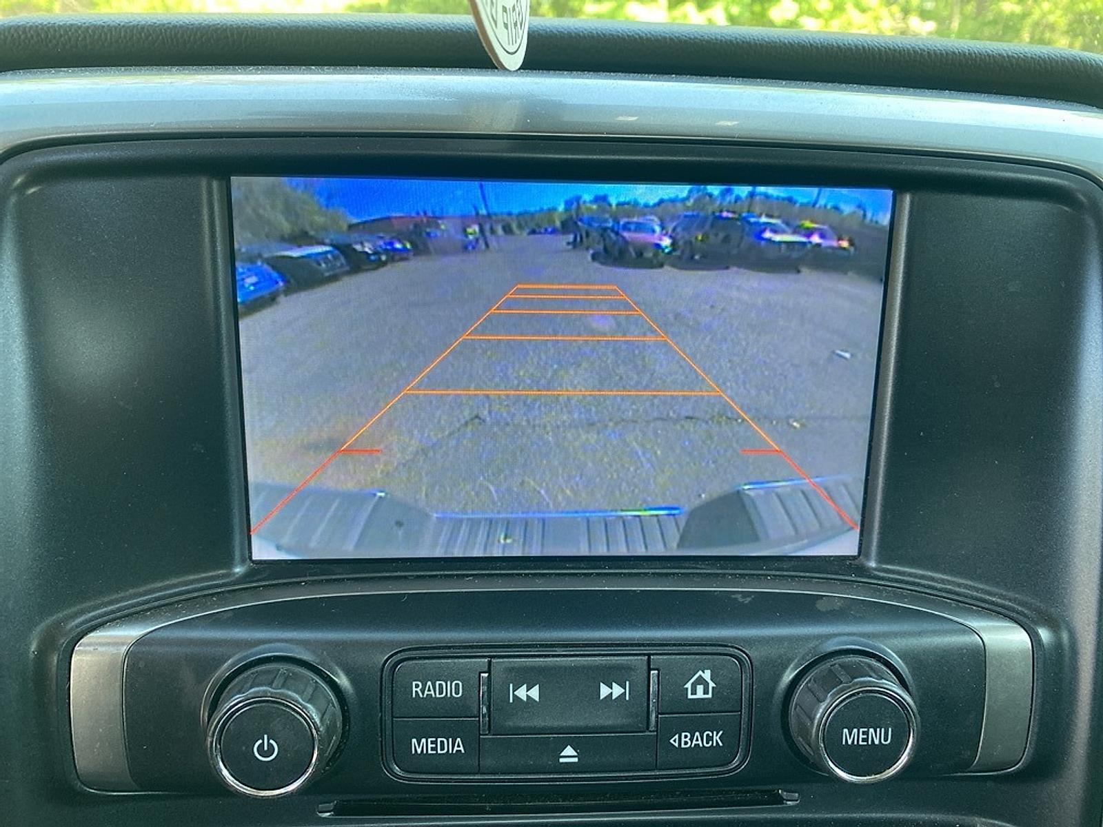 Vehicle image 13 of 21