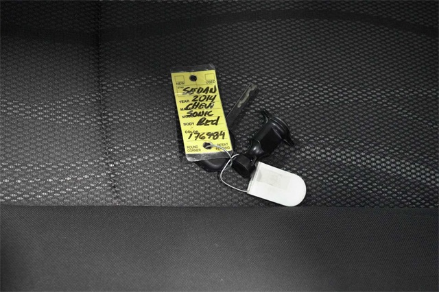 Vehicle image 19 of 27