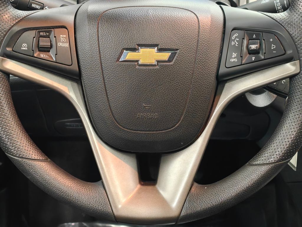 Vehicle image 13 of 61