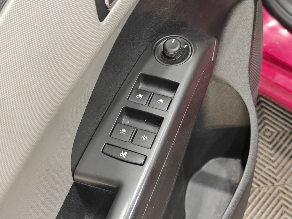 Vehicle image 40 of 61