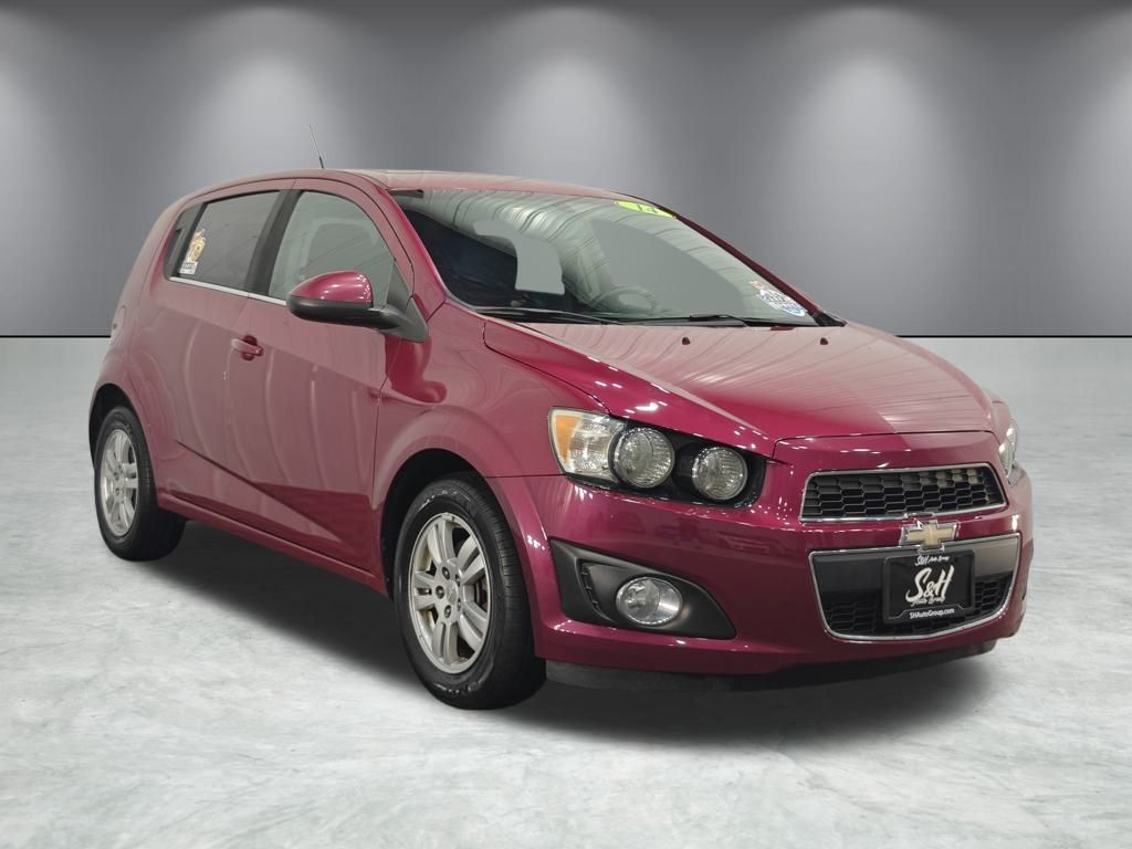 Vehicle image 4 of 61